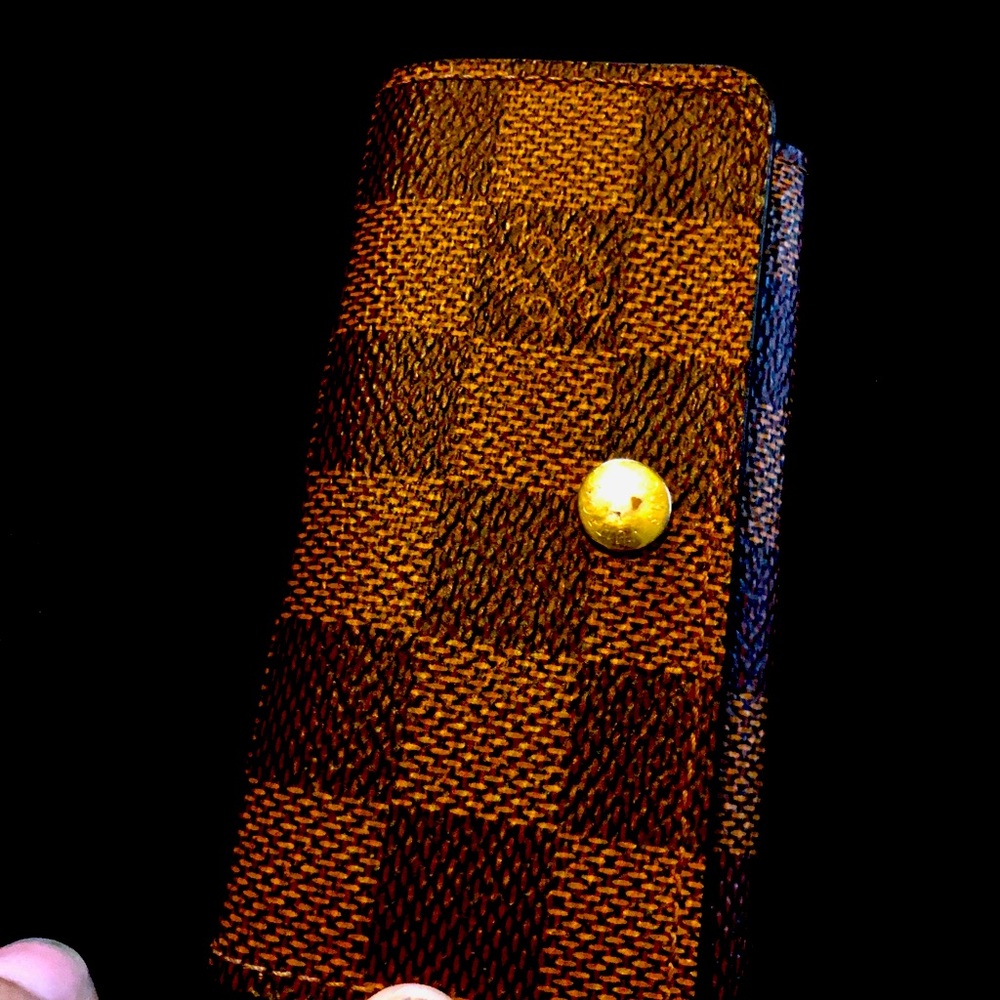 Authentic Louis Vuitton key case